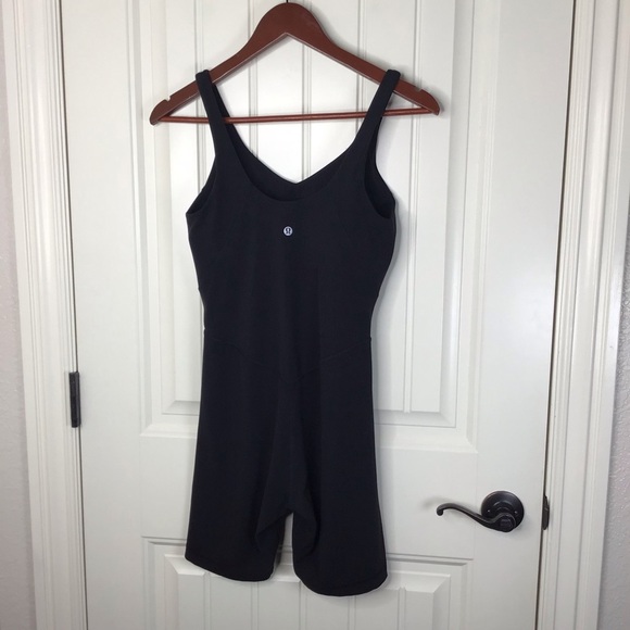 Lululemon Align Onesie 8” in Black Size 6. - Picture 7 of 9